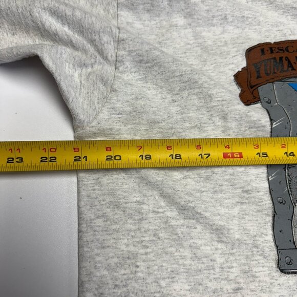 Vintage Prison Escape T Shirt Adult Large Gray Short Sleeve Yuma Arizona - Picture 10 of 12